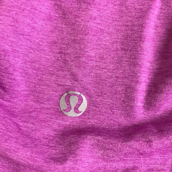 Lululemon Athletica In the Flow Seamless Tank - Picture 2 of 5